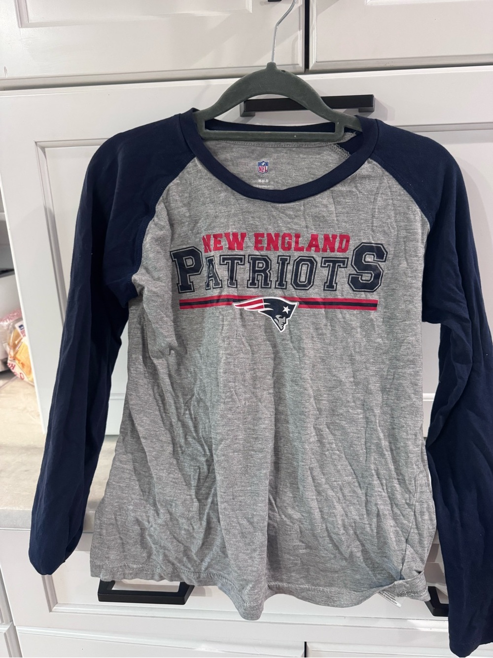NFL New England Patriots Long-Sleeve Raglan Tee - Gray & Navy